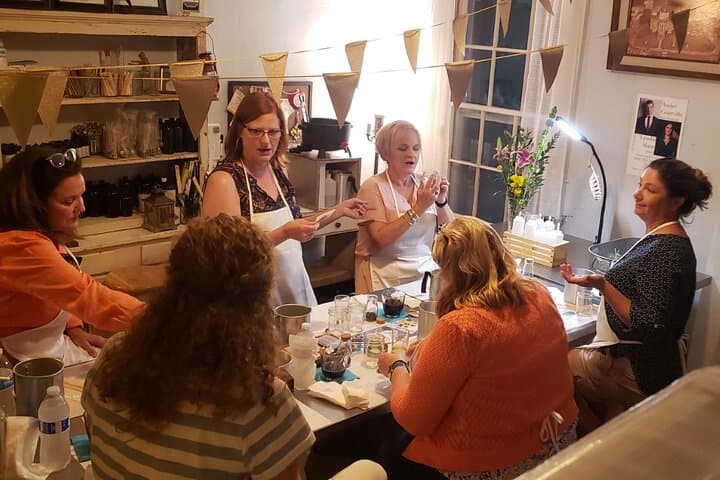 Candle Pouring Soiree in Franklin: Historic Bayou Candle-Making Workshop