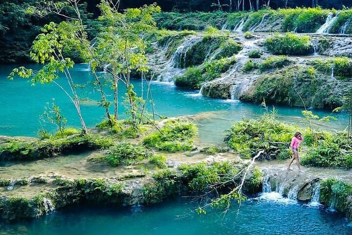 3-Day Semuc Champey, Caves & El Quetzal: A Highlands Nature Tour photo 5