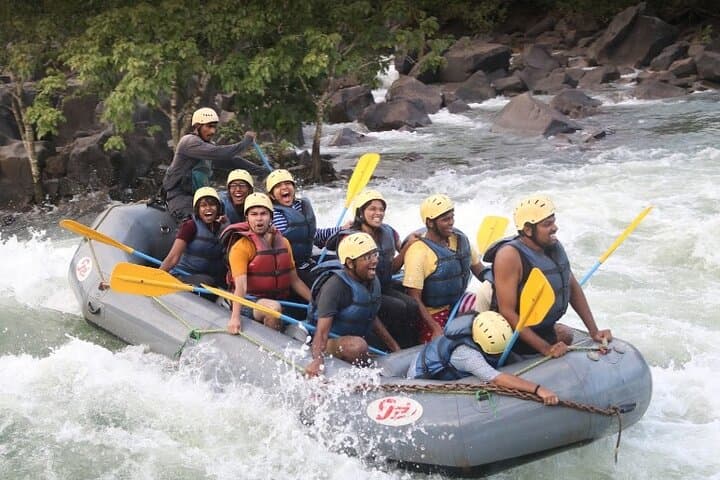 Overnight Dandeli Riverfront Stay: Kali River Rafting, Treehouse & Jungle Trek