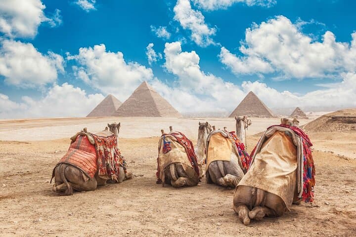 Cairo Day Trip from Hurghada — Giza Pyramids, Sphinx & Egyptian Museum in One Day photo 4