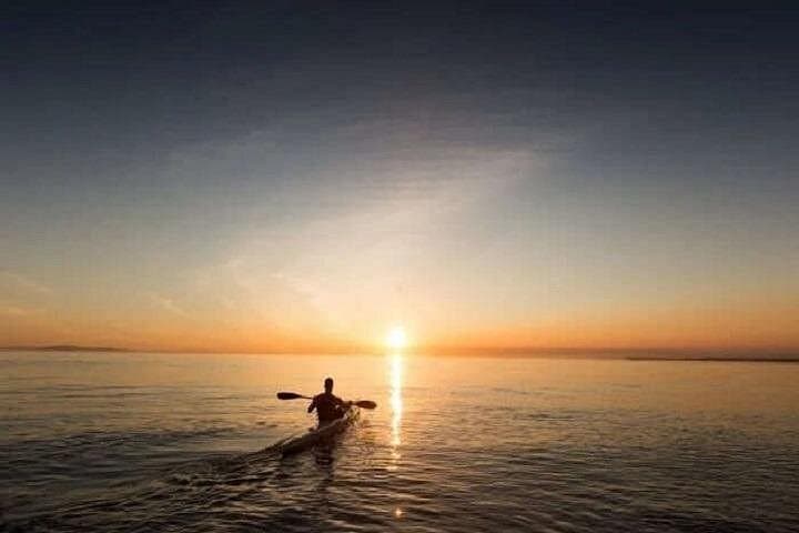 Kayak Jumeirah Beach Dubai: 2-Hour Sea Paddle with Free Transfer photo 5
