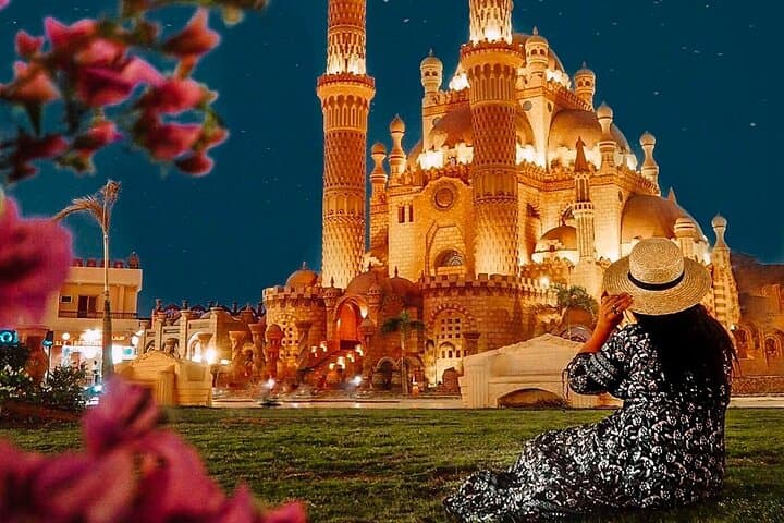Short Stopover: Al Sahaba Mosque and SOHO Square in Sharm El Sheikh