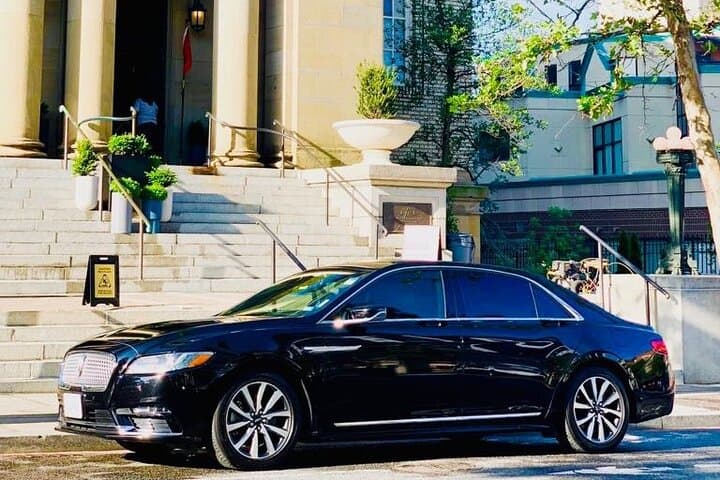 Private Black-Car Transfer Between Washington, D.C. and Dulles (IAD) — Fast, Reliable Airport Ride photo 2