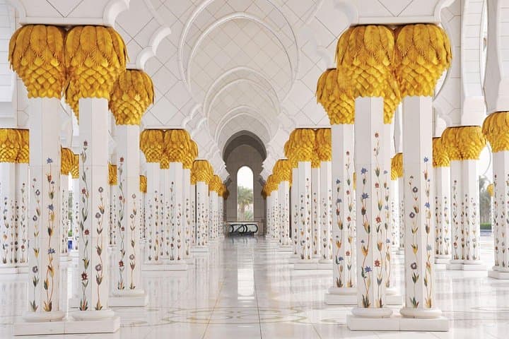 Abu Dhabi City Tour & Louvre Museum: Sheikh Zayed, Heritage Village & Saadiyat Cultural District photo 3
