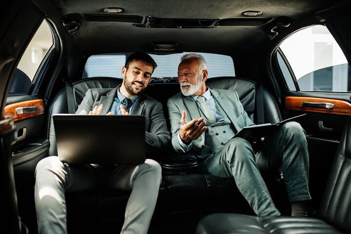 Private Airport Transfer Between McLean and Dulles (IAD) — Door-to-Door Black Car Service photo 5