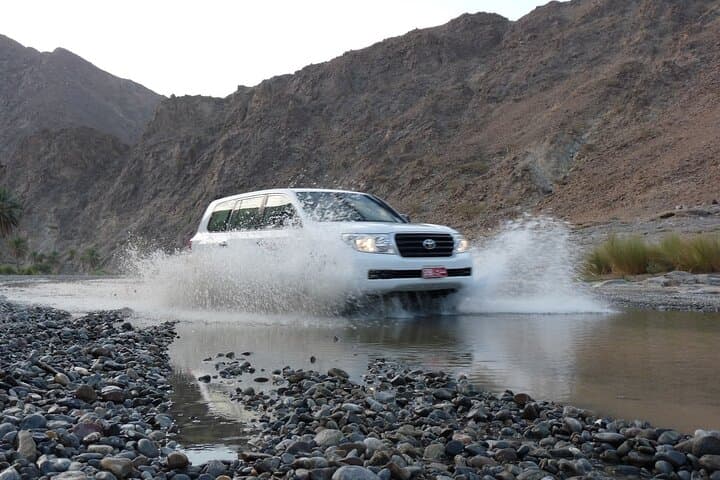 Wadi Al Abyadh White Wadi 4x4 Day Trip from Muscat