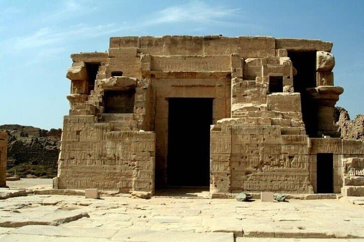 Private Day Tour to Abydos and Dendera Temples from Luxor — Full-Day Cultural Excursion photo 2