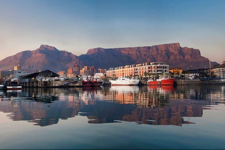 Full-Day Private Chauffeur in Cape Town — Custom 8-Hour Touring Service photo 4