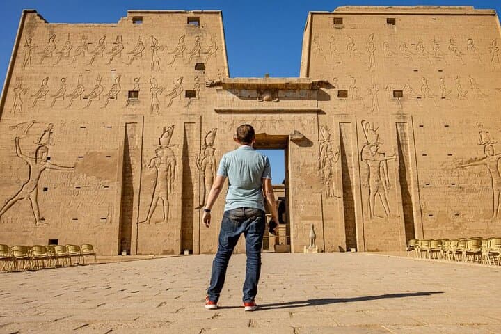 Luxor to Aswan Day Tour: Edfu, Kom Ombo & Philae Temples