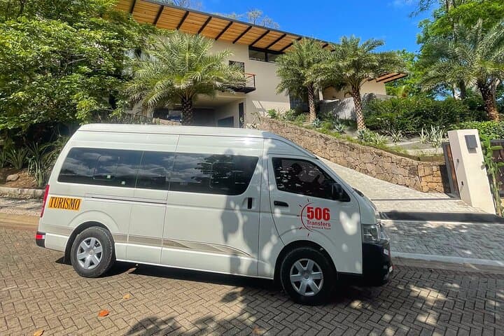 Private Airport Van Transfer: Liberia (LIR) to Tamarindo & Playa Conchal photo 2