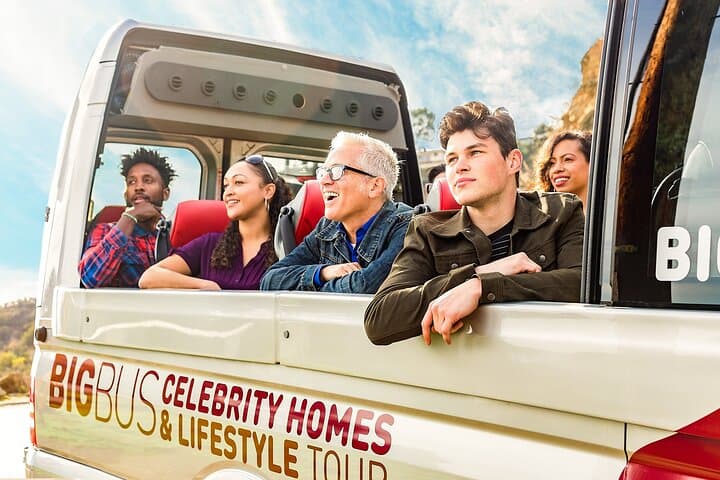 Hollywood Celebrity Homes Tour: Guided Sprinter Van Tour of LA Hotspots