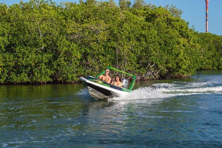 Drive-Your-Own Boat Through Cancún’s Nichupté Lagoon to Playa Conchitas photo 6