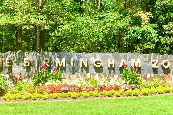 Self-Guided Super City Birmingham Hop-On Hop-Off Driving App Tour photo 4