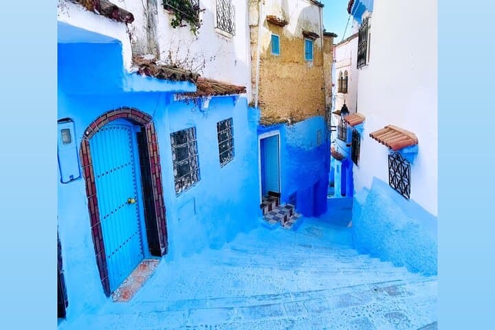 Blue City Escape: Private Day Trip to Chefchaouen from Tarifa photo 4