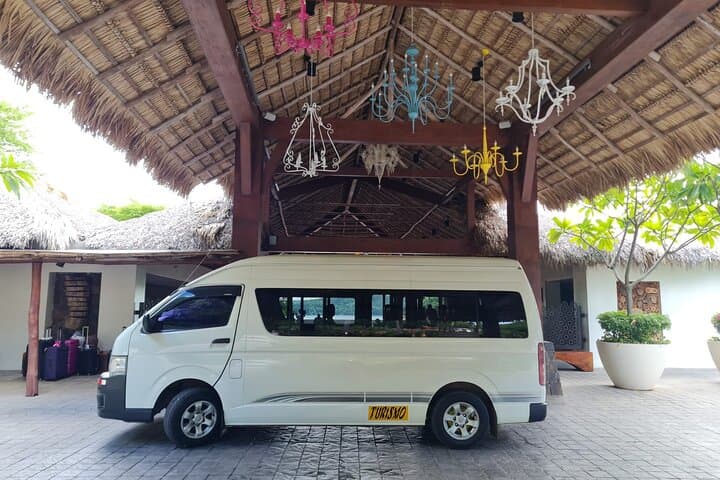 Liberia Airport to Playa Conchal & Flamingo Private Shuttle — Reliable Transfer to Guanacaste Beaches