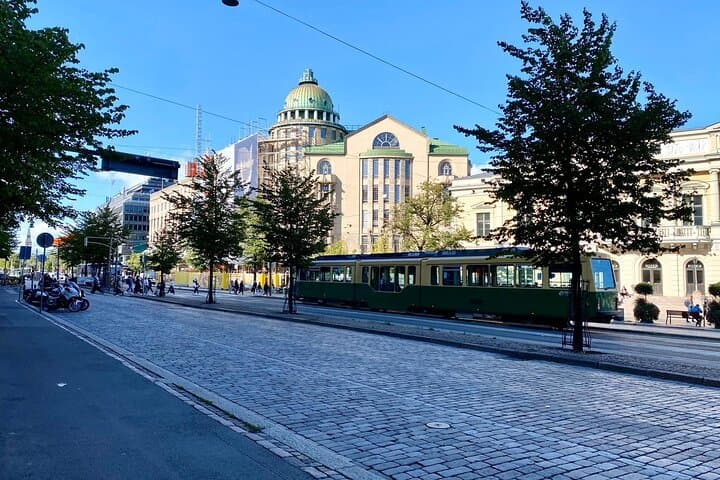 Eco-Friendly 2-Day Helsinki and Porvoo Guided Tour: Suomenlinna, Porvoo Old Town & HSL Pass photo 2