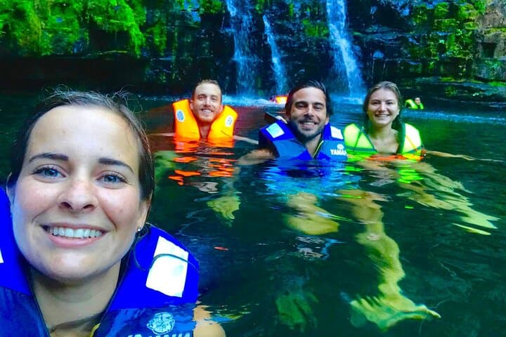 Salto Cristal Day Tour from Asunción: Paraguarí Waterfall Hike in a Small Group photo 5