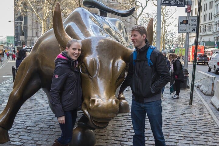 Manhattan Christmas Walking Tour: Rockefeller Tree, Fifth Avenue & Central Park photo 5