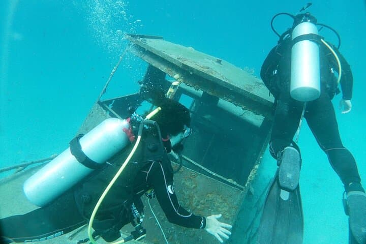 shore-dive-aruba-mangel-halto-hole-in-the-wall-santo-largo-for-certified-divers photo 5