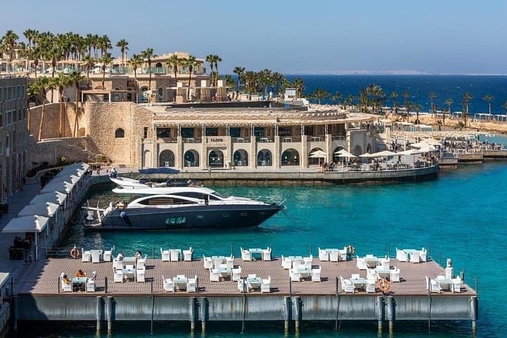 12-Day Luxury Egypt Tour: Cairo, Nile Cruise, Luxor, Aswan & Hurghada photo 3