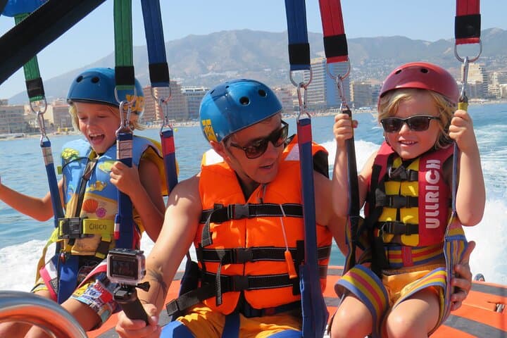 Parasailing Benalmadena: 650ft Flights Over the Costa del Sol photo 2
