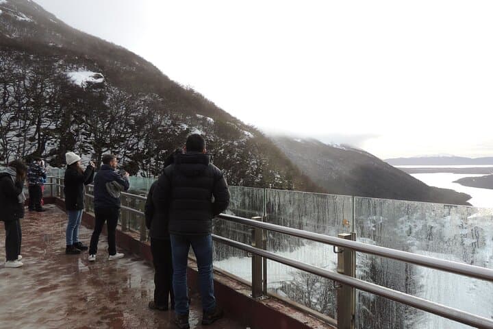 Off-Road 4x4 Lakes Tour from Ushuaia: Fagnano & Escondido with Argentine BBQ photo 5