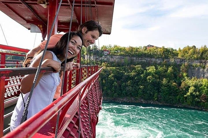 Private Day Tour to Niagara Falls from Toronto: Falls, Wine Country & Table Rock photo 4