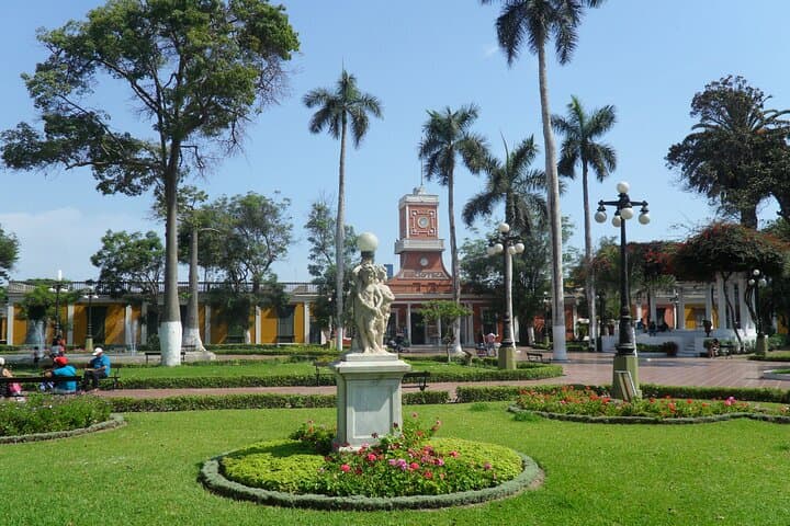 Private Lima Half-Day Tour: Barranco, Miraflores & Historic Downtown photo 5