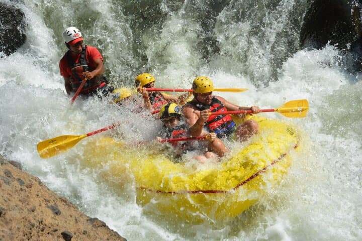Tenorio River Whitewater Rafting — Class III–IV Adventure in Guanacaste
