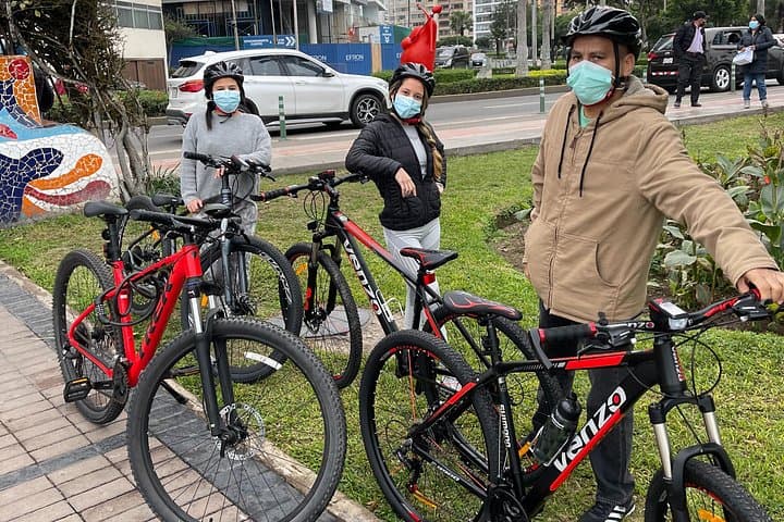 Ride Miraflores: Private Bike Tour & Huaca Pucllana Cycling Experience photo 1