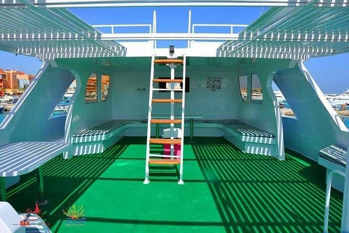 Hurghada to Paradise Island: Orange Bay Snorkel & Beach Day Trip photo 2