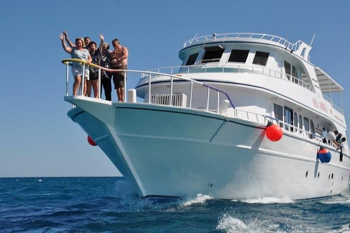 Hurghada to Paradise Island: Orange Bay Snorkel & Beach Day Trip photo 1