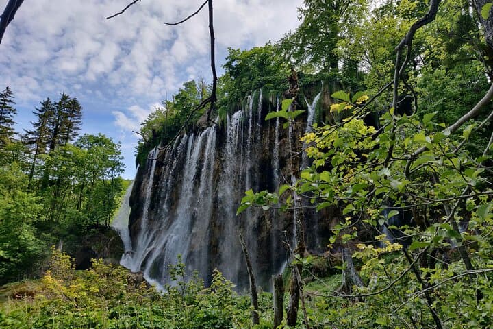Private Day Trip to Plitvice Lakes & Rastoke from Zagreb — Waterfalls, Walkways & Electric Boat photo 6