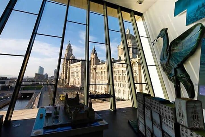 Discover Liverpool: Half-Day Walking Tour from Cathedrals to Albert Dock