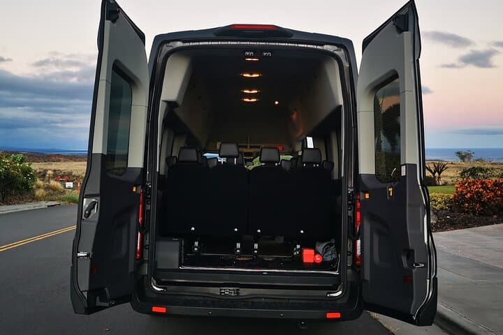Private Kona Airport Transfer to Waikoloa & Waimea — Minivan & Passenger Van Service photo 2