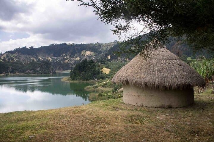Wenchi Crater Lake Day Trip from Addis Ababa: Boat, Hike & Hot Springs photo 3