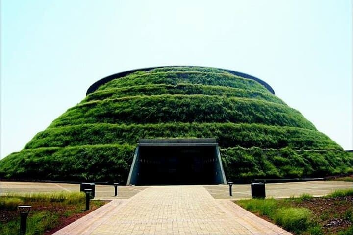Explore the Cradle of Humankind: Maropeng & Sterkfontein Caves Tour