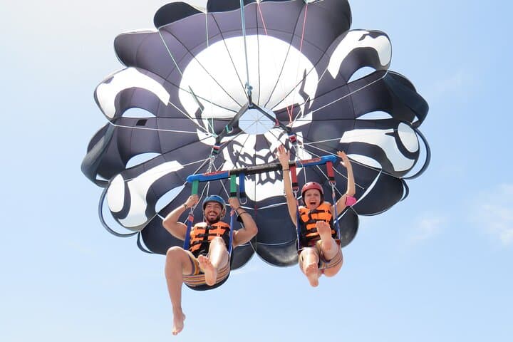 Sky-High Parasailing Over Fuengirola: 650ft Flights on the Costa del Sol photo 2