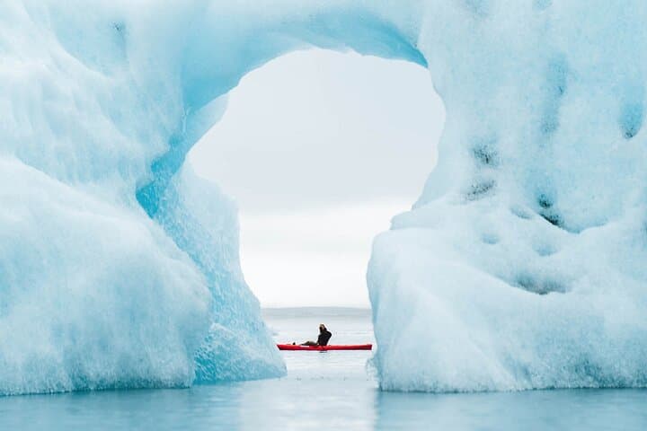 Kayak Jökulsárlón Glacier Lagoon: Paddle Among Icebergs in Southeast Iceland photo 4