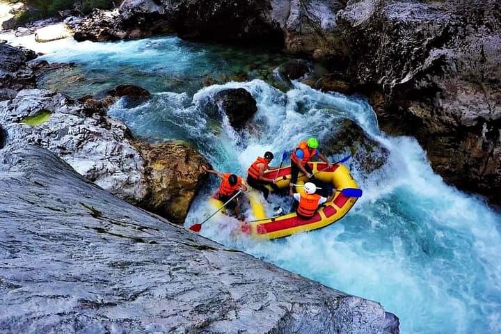 Rafting the Tara River Canyon: 5-Hour and 2-Hour Adventures from Žabljak