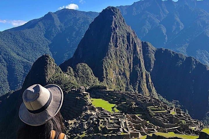 Two-Day Inca Trail to Machu Picchu: Wiñay Wayna, Sun Gate & Vistadome Train photo 3