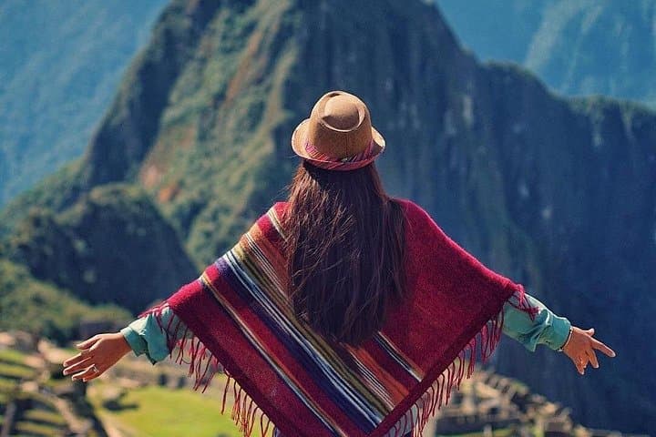 Two-Day Inca Trail to Machu Picchu: Wiñay Wayna, Sun Gate & Vistadome Train photo 4