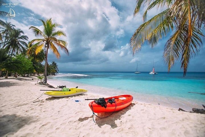 San Blas 2-Day Island Getaway: Snorkel, Kayak & Cabana on Guardub photo 2