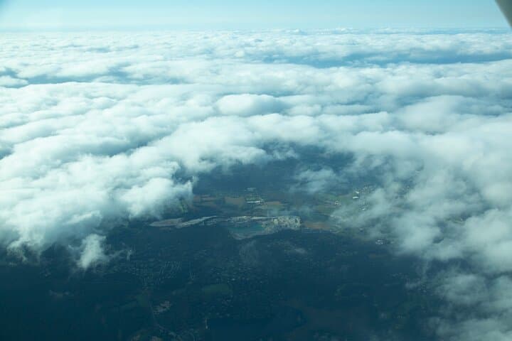 Private Mount Pocono Observation Air Tour — 10–12 Minute Scenic Flight Over the Poconos photo 3