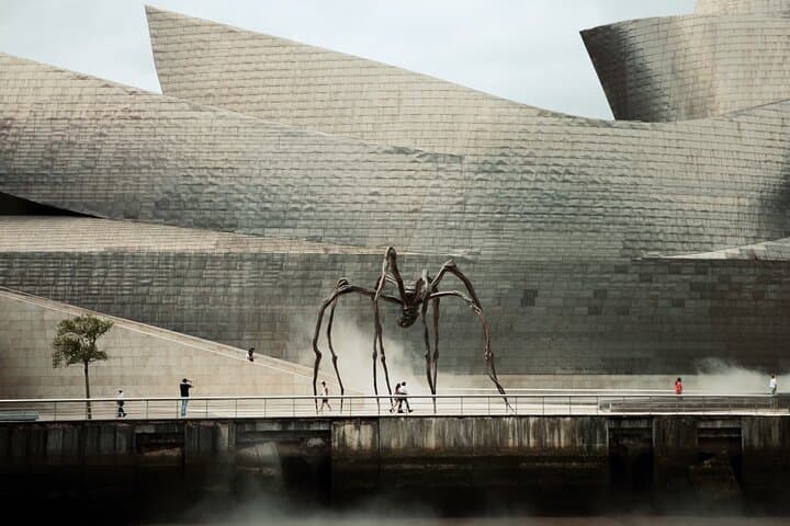 Guggenheim and Basque Coast Private Cultural Adventure: Guernica, Gaztelugatxe & Mundaka