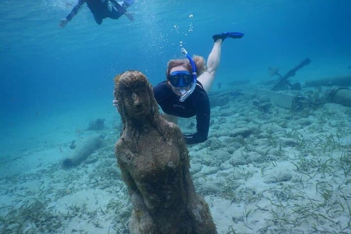 West End Snorkel, Chocolate & Rum Tasting Tour — Roatán Coral Reef Experience photo 3