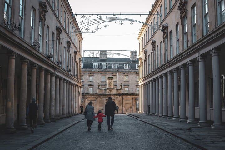 Bath Self-Guided Treasure Hunt: Hidden Gems & Big Britain Quiz (1 Day Pass) photo 2