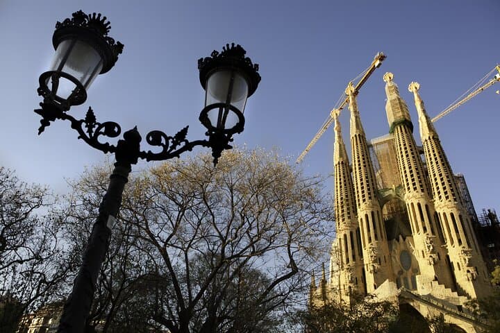 Barcelona Sidecar Private Tour: Classic Motorcycle Sightseeing and Gaudí Views photo 6