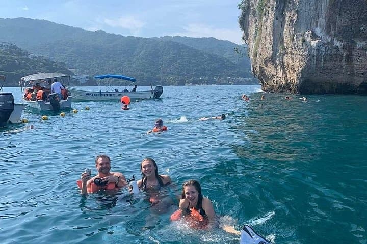 Los Arcos Snorkel and Fishing Combo — Half-Day from Puerto Vallarta photo 1
