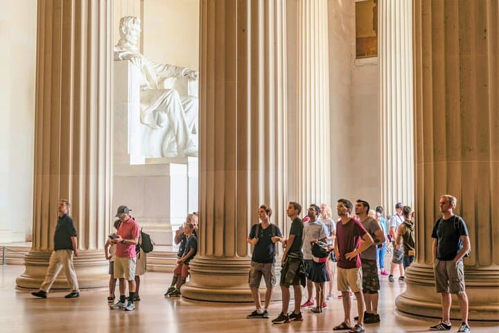 Grand Washington DC 3-Hour Sightseeing Tour — Capitol, White House & Memorials photo 2